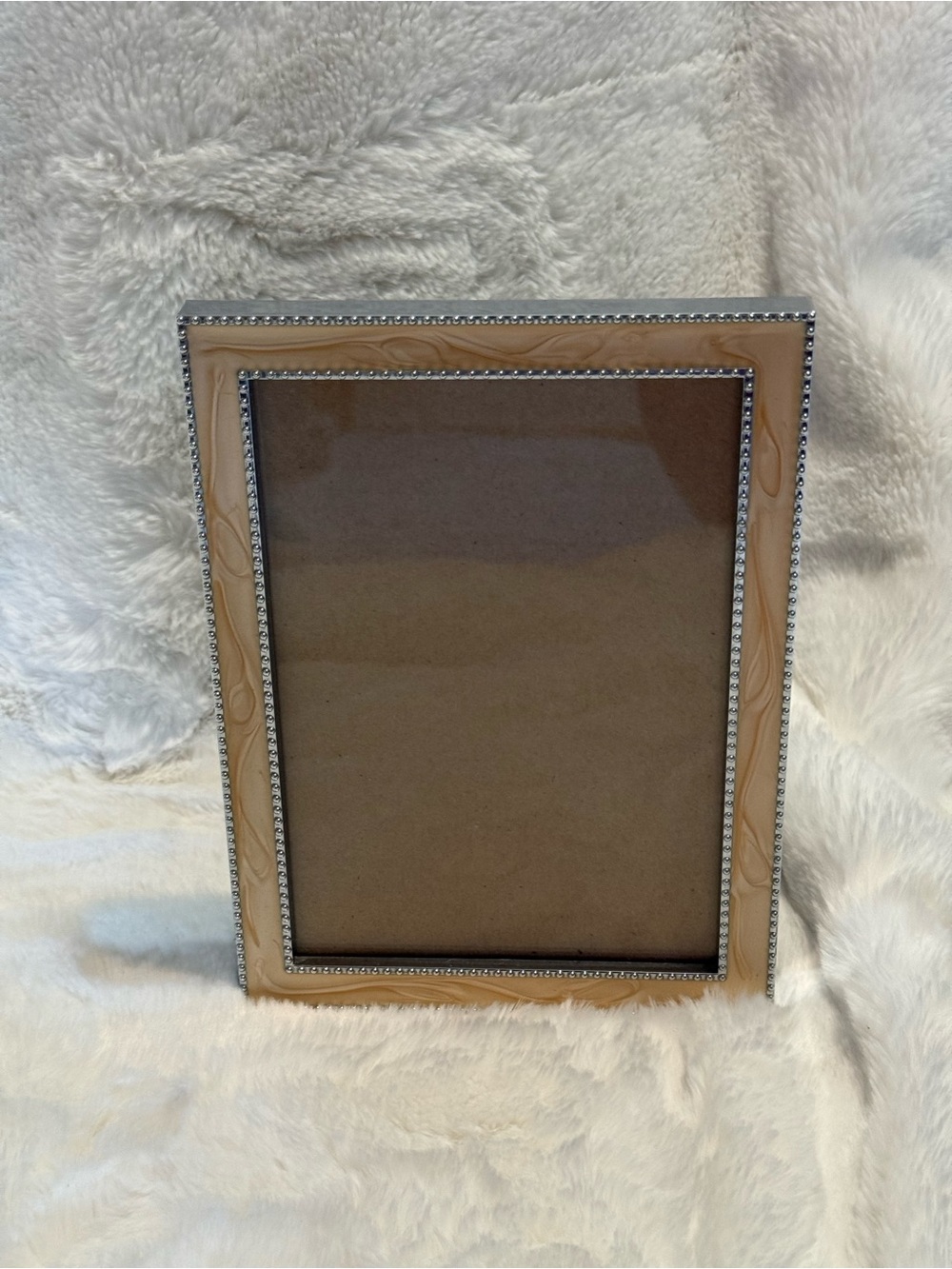 Elegant Silver Beaded Photo Frame